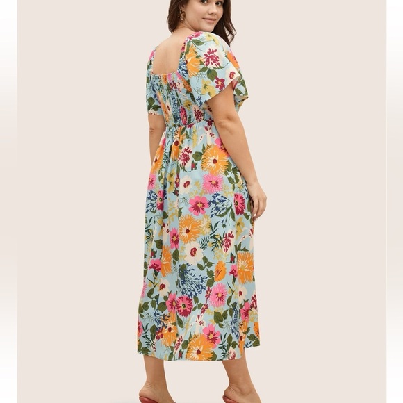 BloomChic Floral Backless Shirred Square Neck Pocket Ruffle Hem Dress - Picture 2 of 3